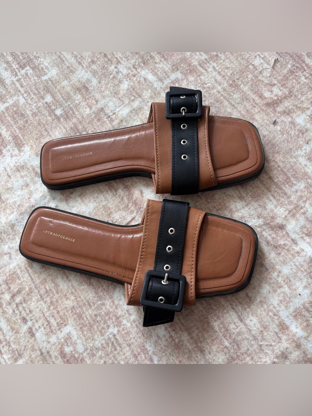 Women's Anthropology Black And Tan Flat Slide Sandals Size 39